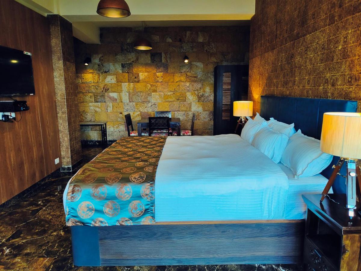 Hotel Acropolis シロン エクステリア 写真