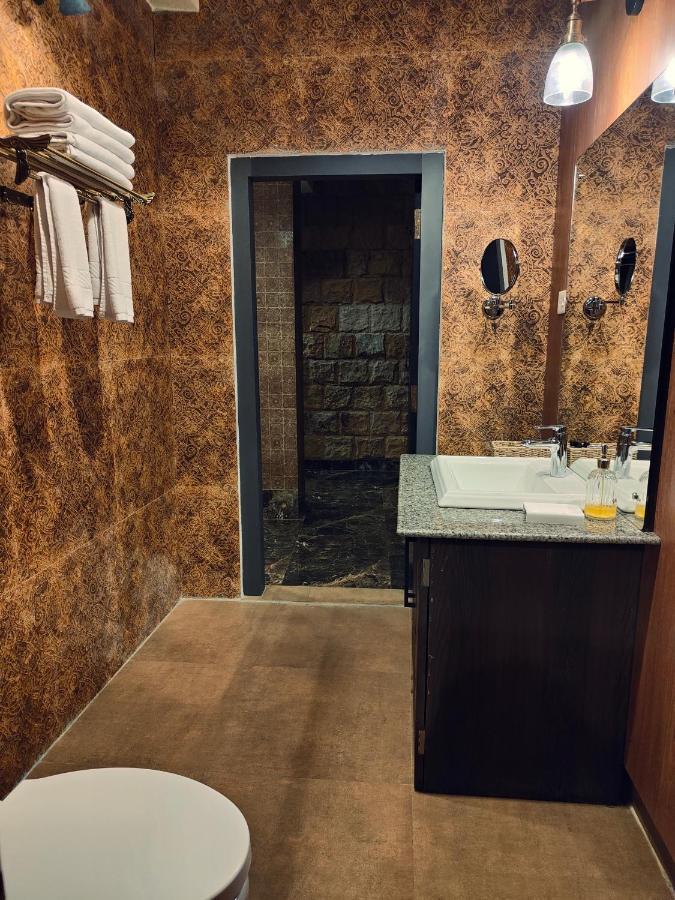 Hotel Acropolis シロン エクステリア 写真