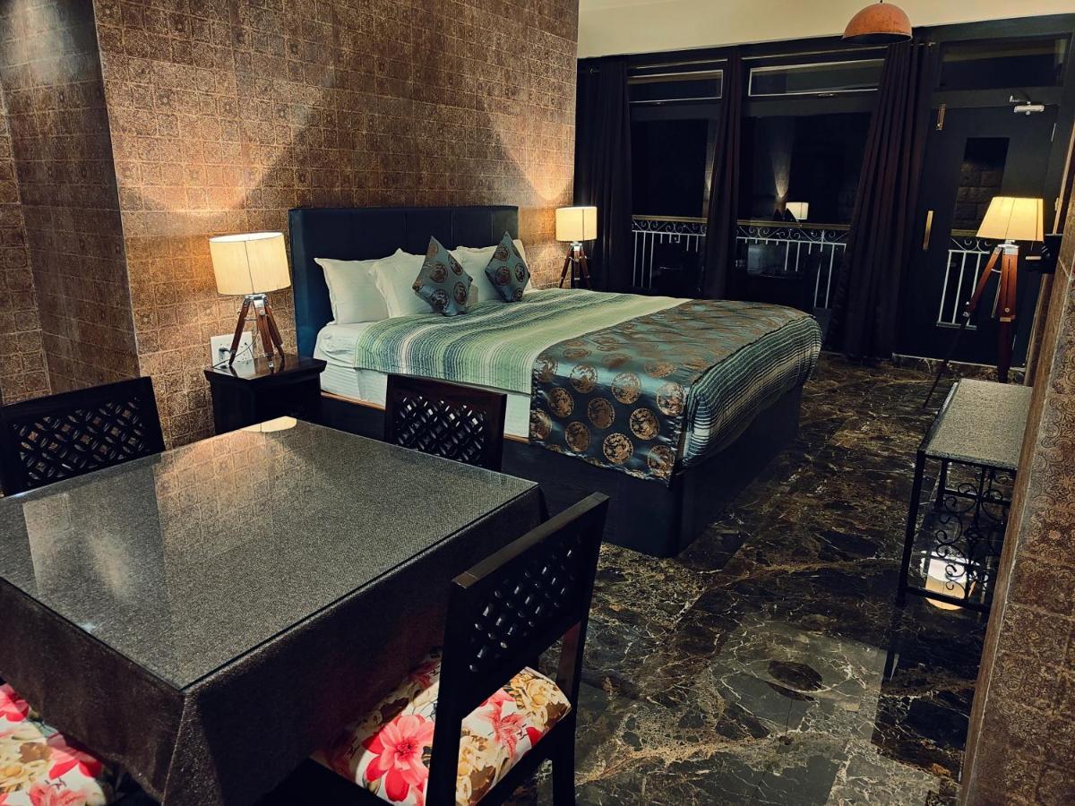 Hotel Acropolis シロン エクステリア 写真
