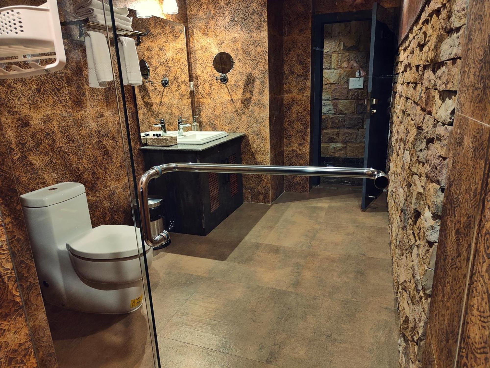Hotel Acropolis シロン エクステリア 写真